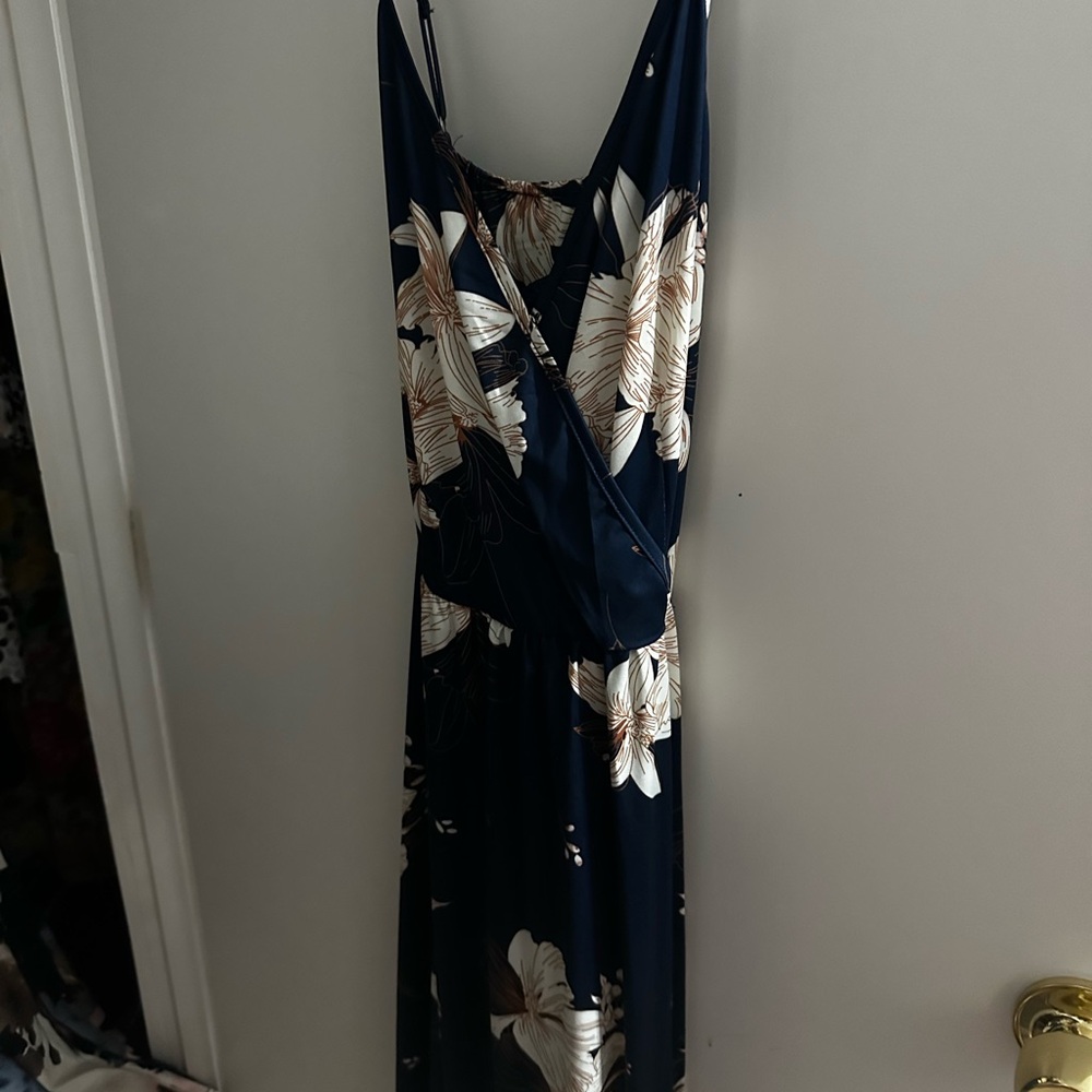Elegant Navy Floral Maxi Dress